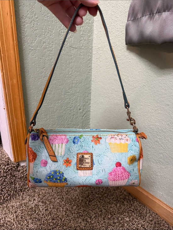 Dooney & Bourke Handbags - 🦆 Dooney & Bourke - Cupcake Barrel Bag - light blue